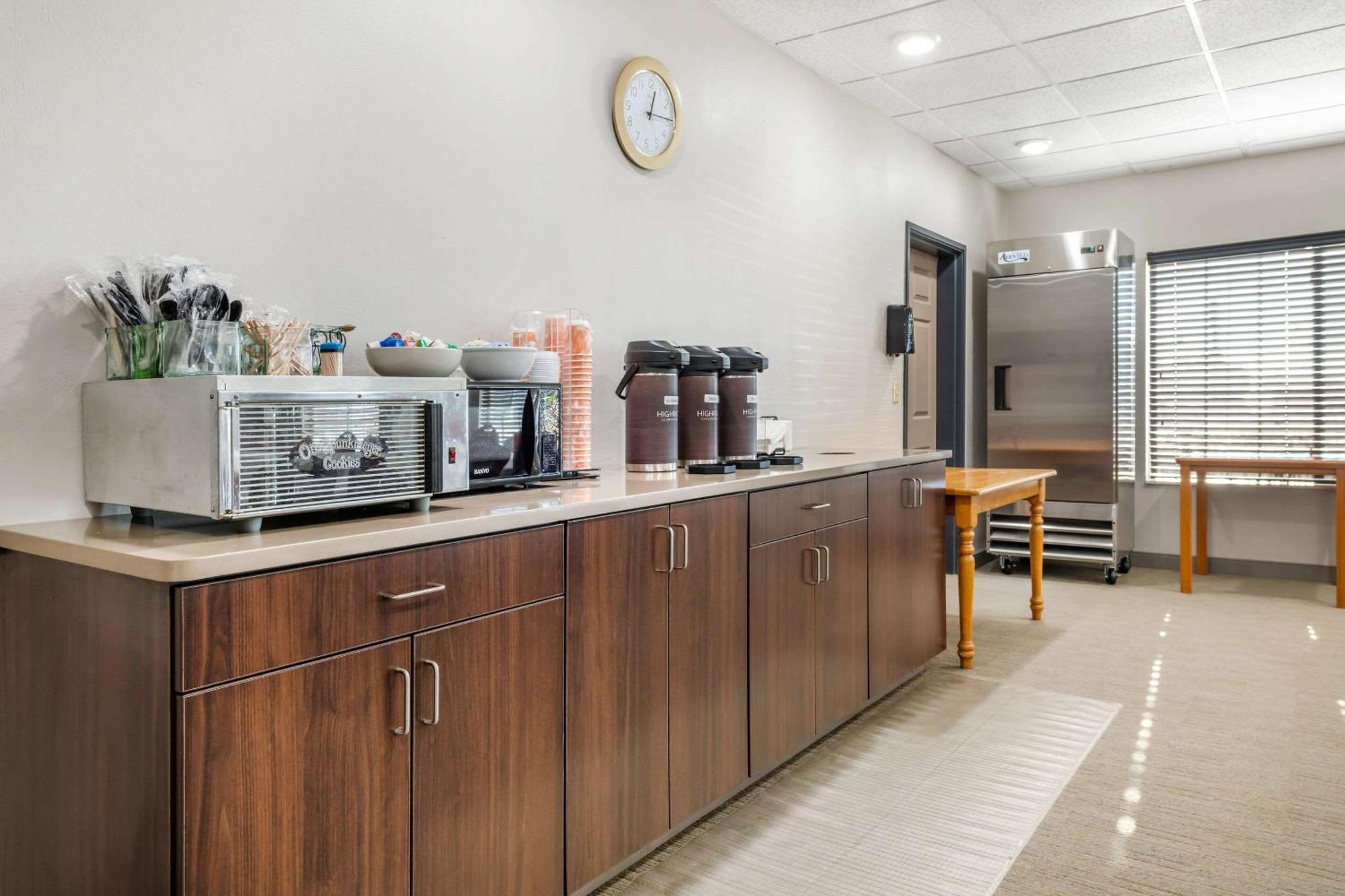 Country Inn & Suites By Radisson, Watertown, Sd Eksteriør bilde