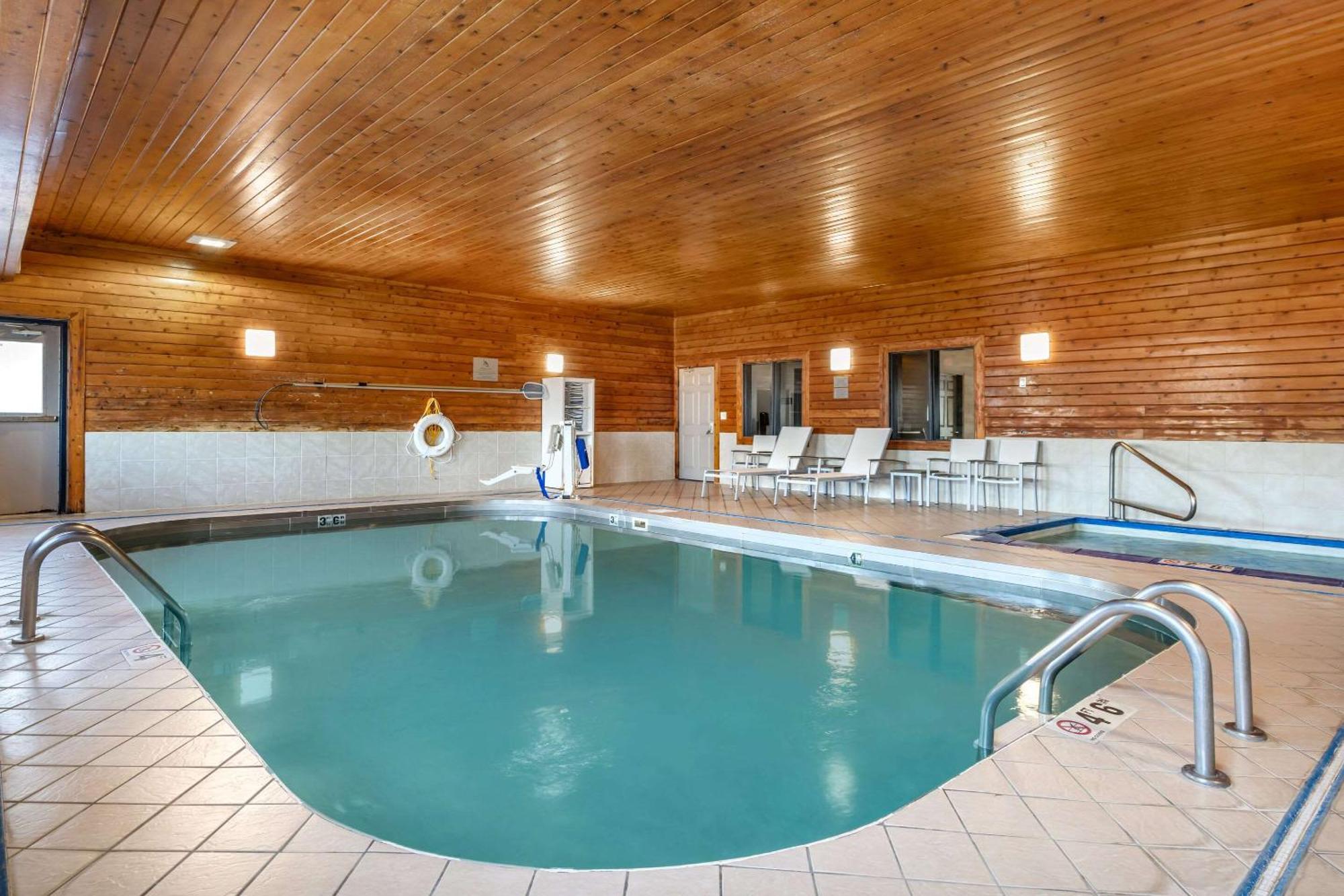 Country Inn & Suites By Radisson, Watertown, Sd Eksteriør bilde