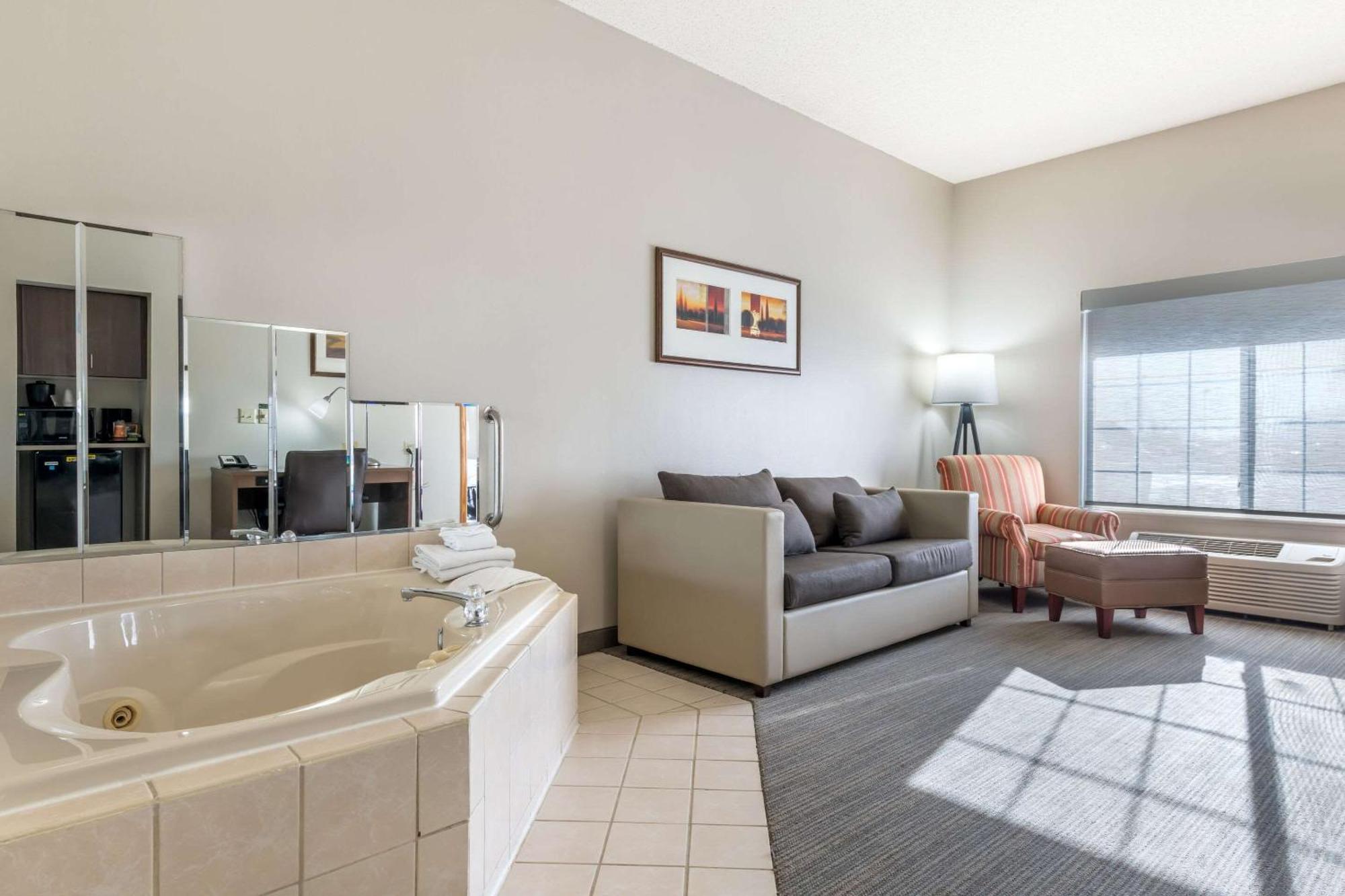 Country Inn & Suites By Radisson, Watertown, Sd Eksteriør bilde