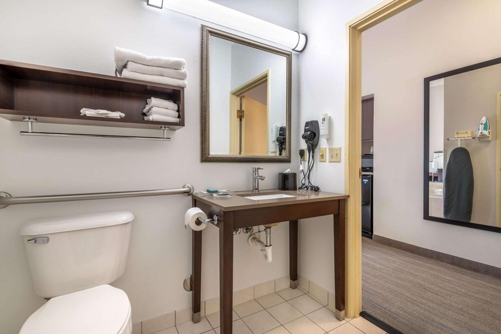 Country Inn & Suites By Radisson, Watertown, Sd Eksteriør bilde