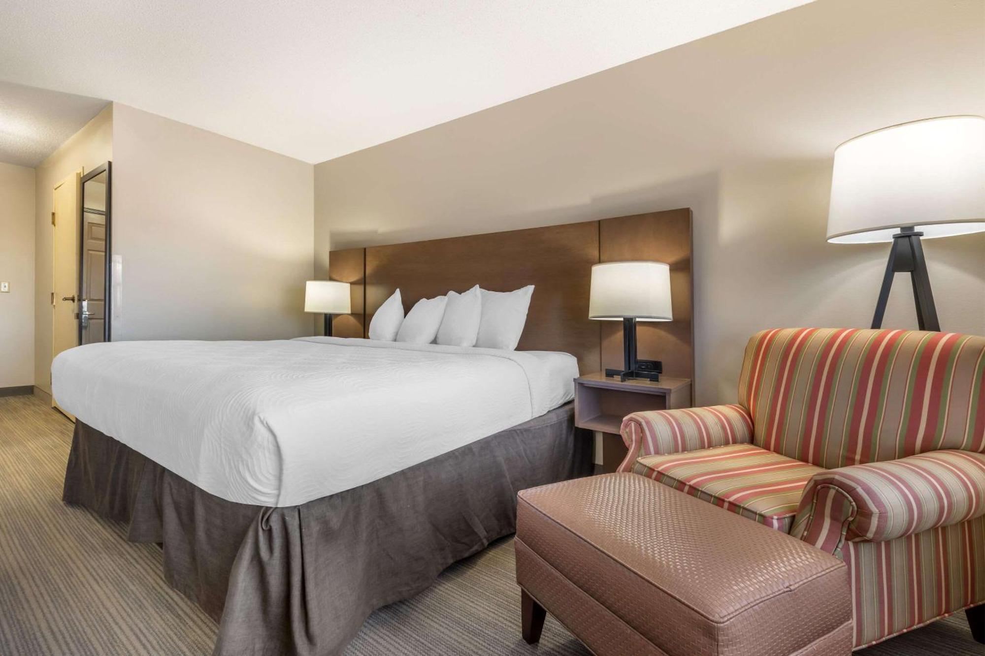 Country Inn & Suites By Radisson, Watertown, Sd Eksteriør bilde
