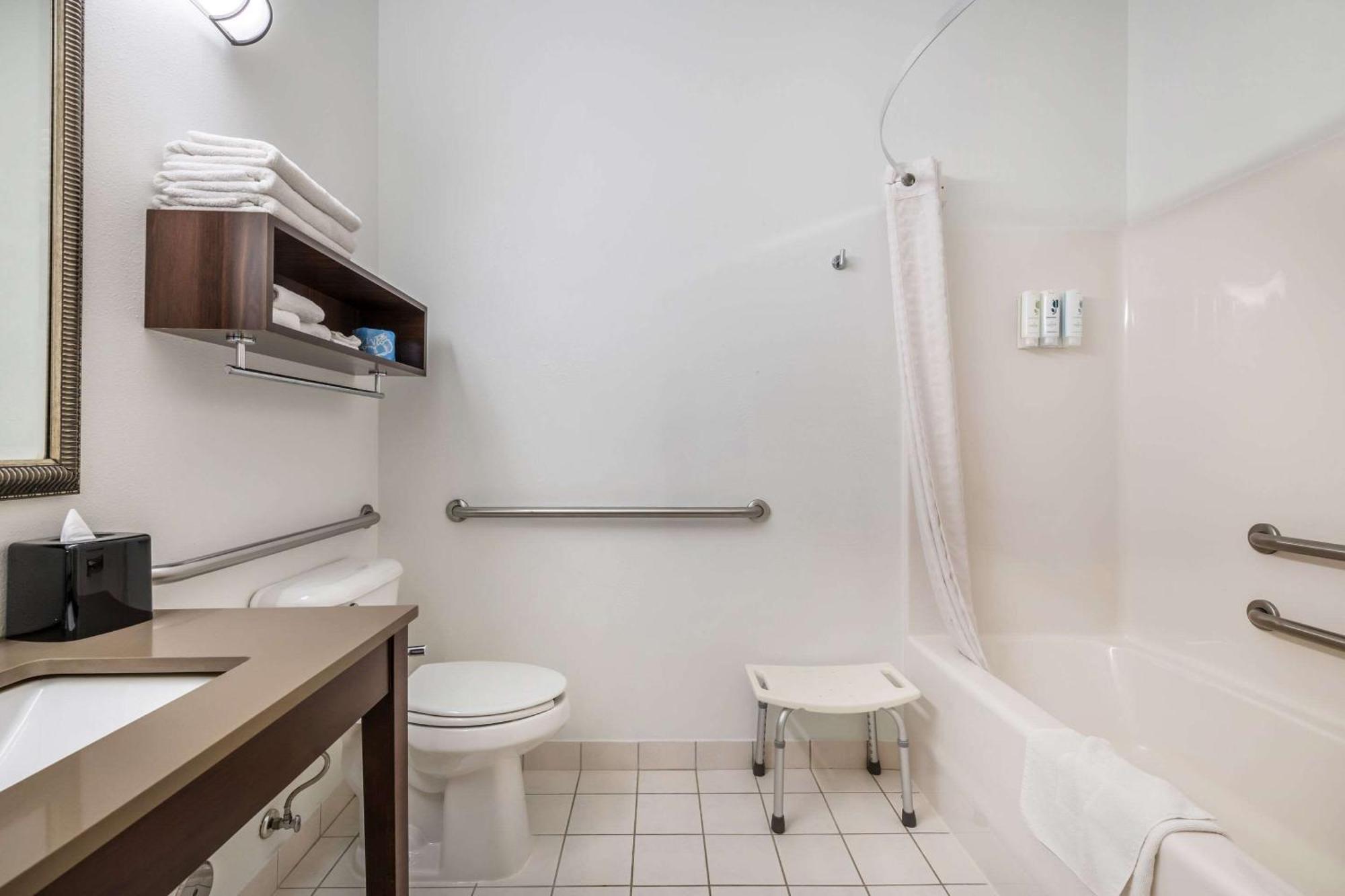 Country Inn & Suites By Radisson, Watertown, Sd Eksteriør bilde