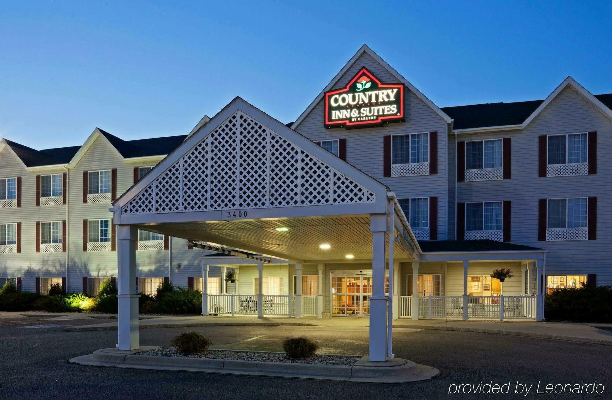 Country Inn & Suites By Radisson, Watertown, Sd Eksteriør bilde